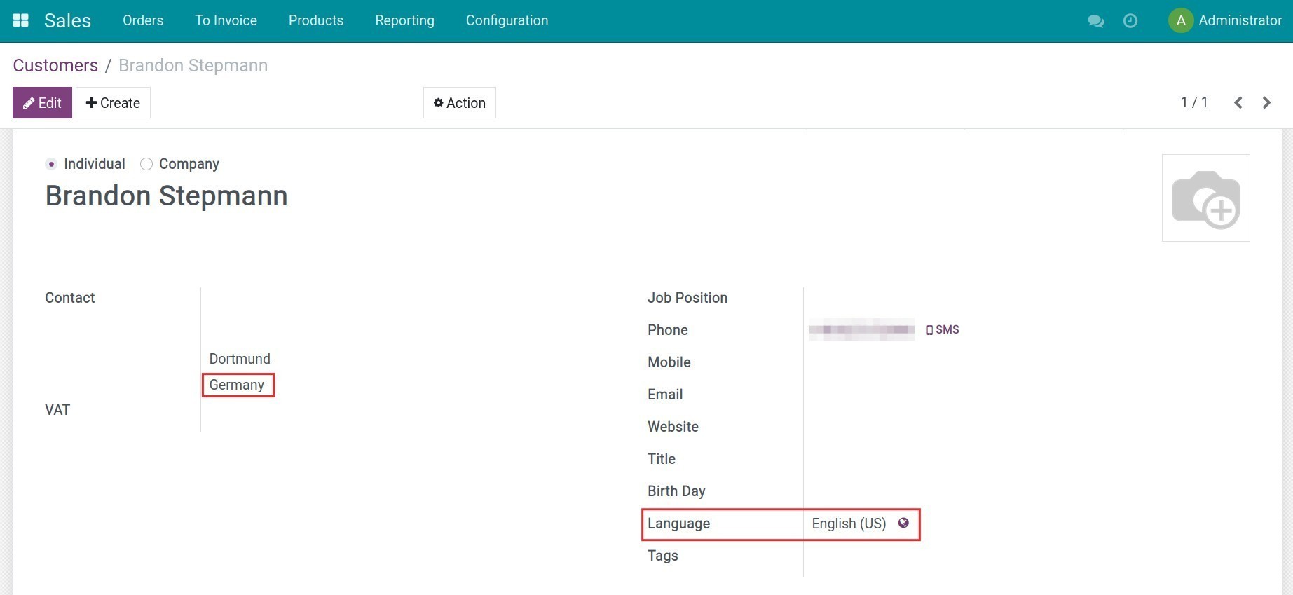 Automatically add Vietnamese descriptions when creating invoices from sales orders for compliance and.