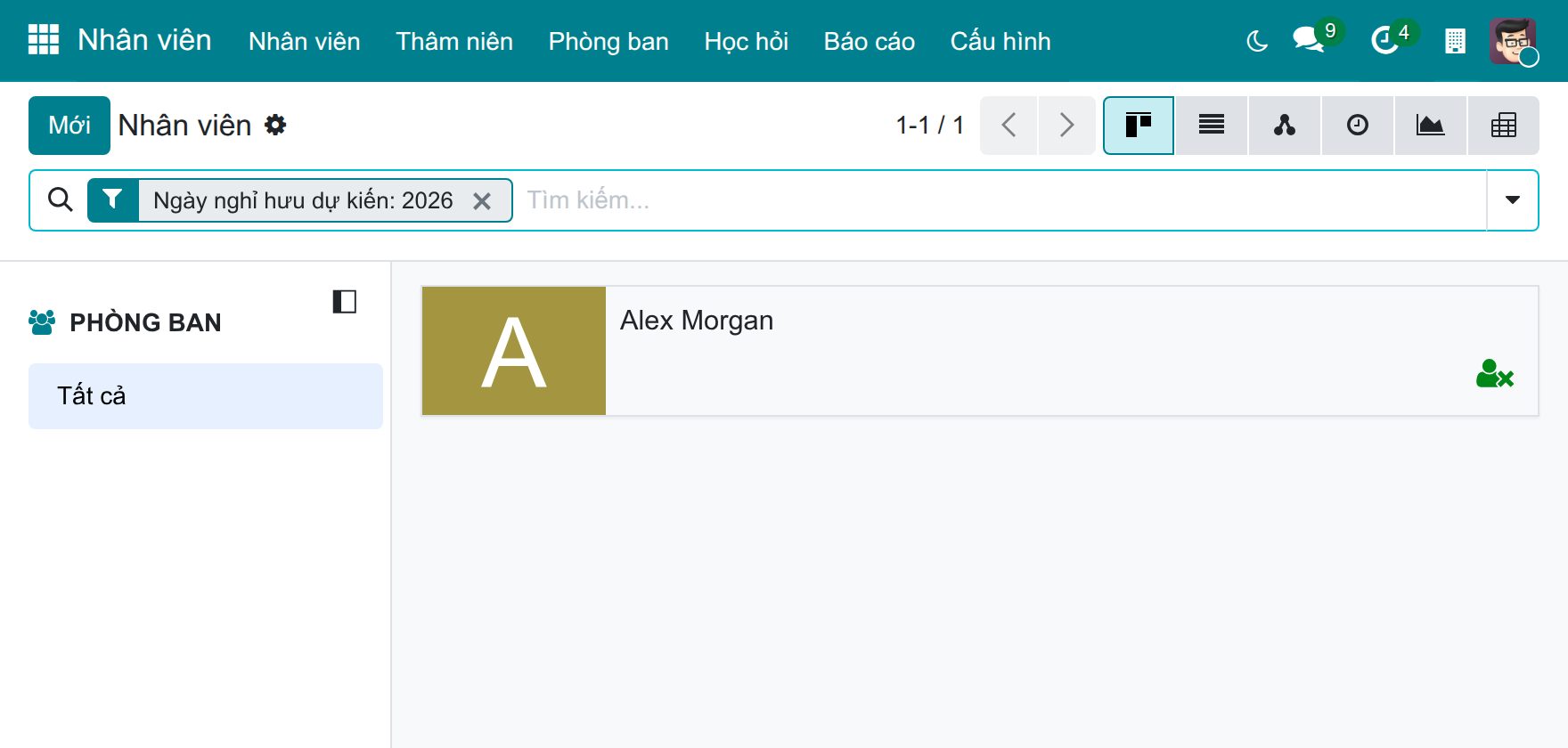 Tìm ai nghỉ hưu trong một khoảng thời gian