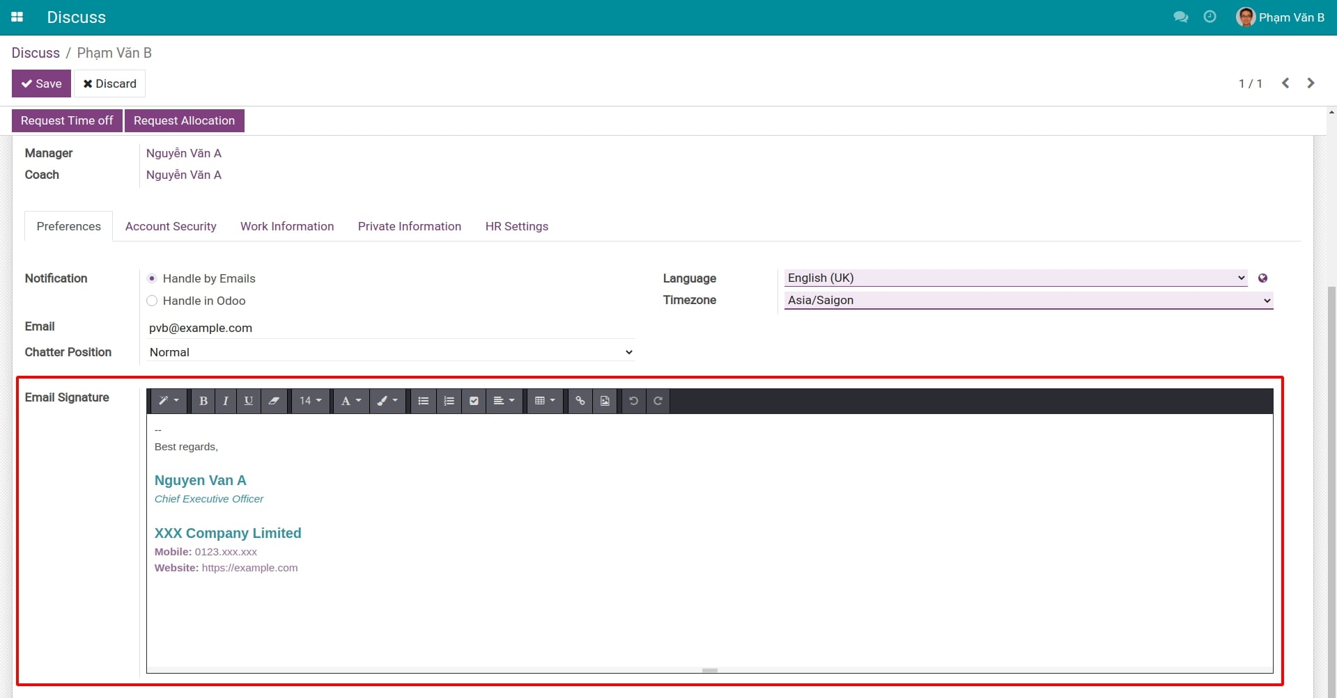 Email signature in Viindoo
