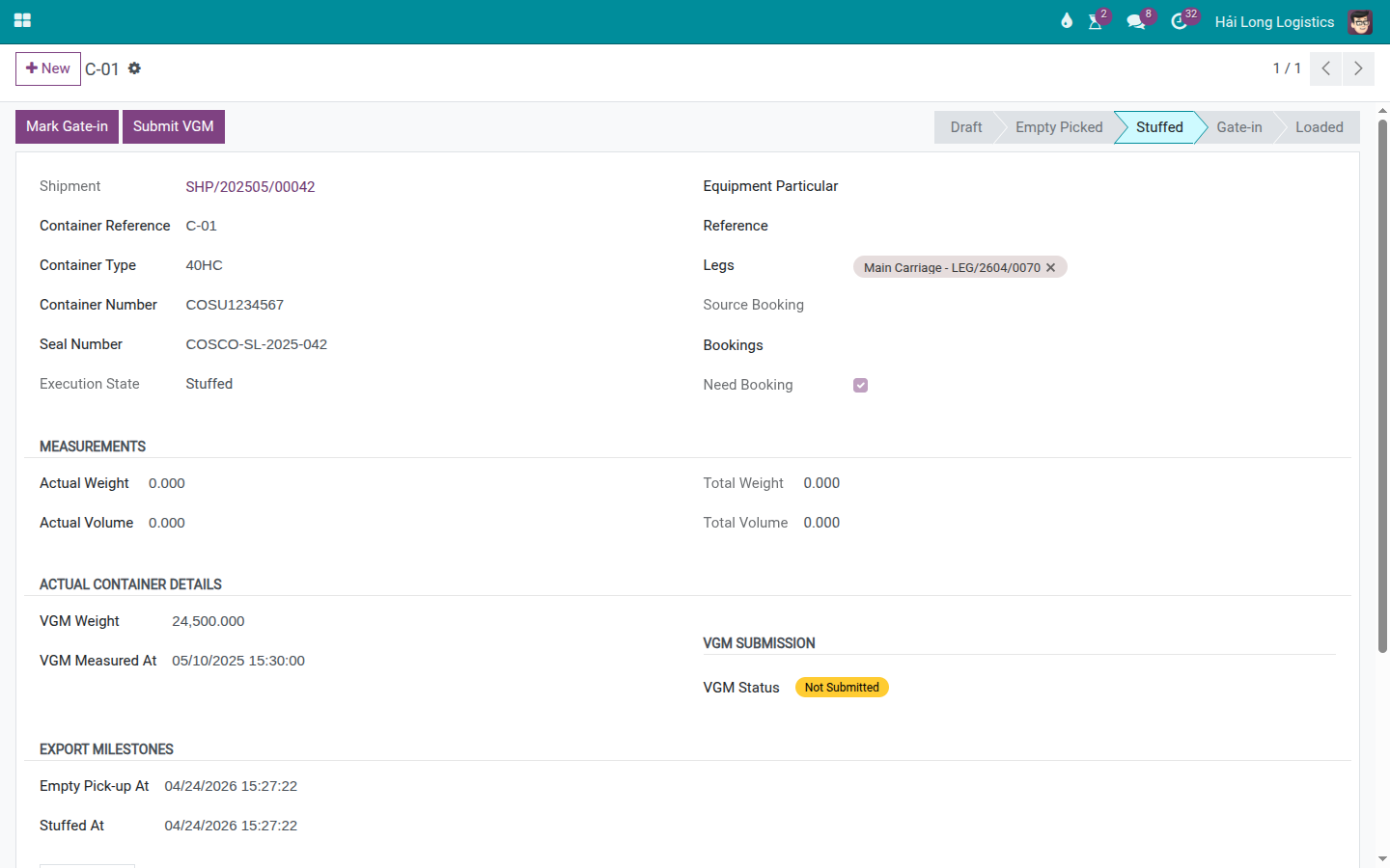 Container header showing the Submit VGM button when the container meets the eligibility conditions.
